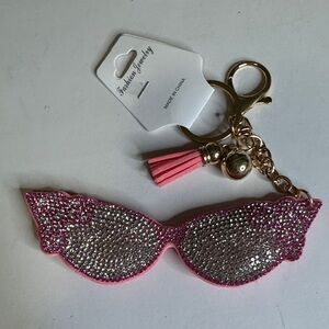Fashion Jewelry Pink and Silver Sunglasses Keychain